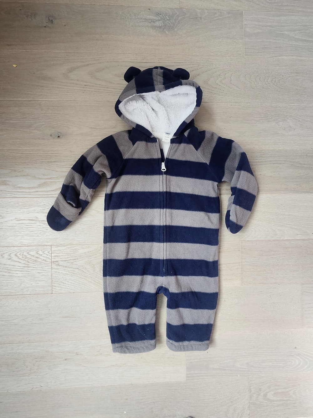 Old Navy Striped Navy Gray Kids One-Piece Hooded Fleece Bunting Suit 12-18 M